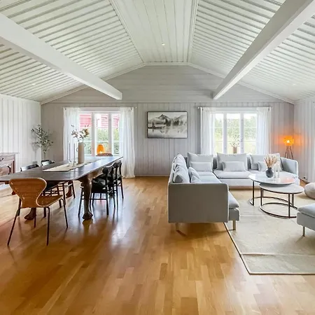 Lovely In With Kitchen *